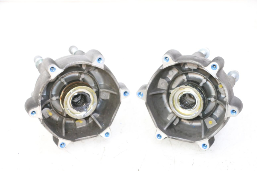photo de MOZZO RUOTA ANTERIORE PIAGGIO MP3 HPE 310 (2024 - 2025)