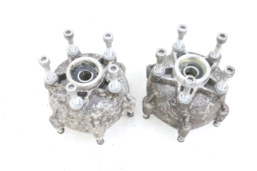 photo de MOZZO RUOTA ANTERIORE PIAGGIO MP3 LT 400 (2007 - 2012) - Zoom sullo stato d'uso