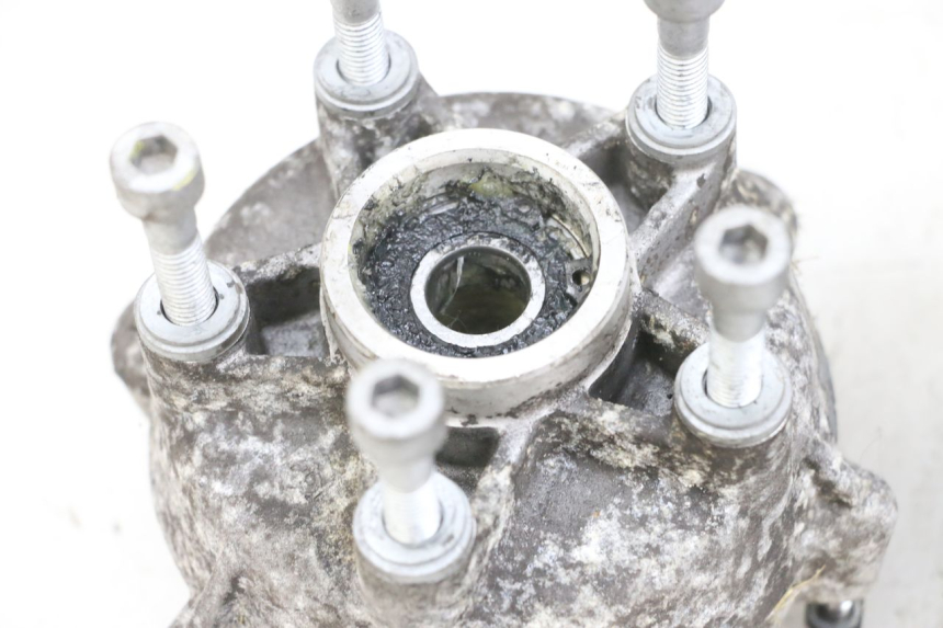 photo de MOZZO RUOTA ANTERIORE PIAGGIO MP3 LT 400 (2007 - 2012) - Primo piano tecnico