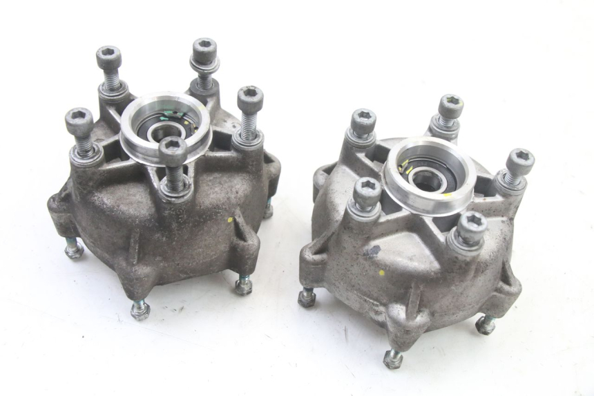 photo de MOZZO RUOTA ANTERIORE PIAGGIO MP3 500 (2014 - 2016)