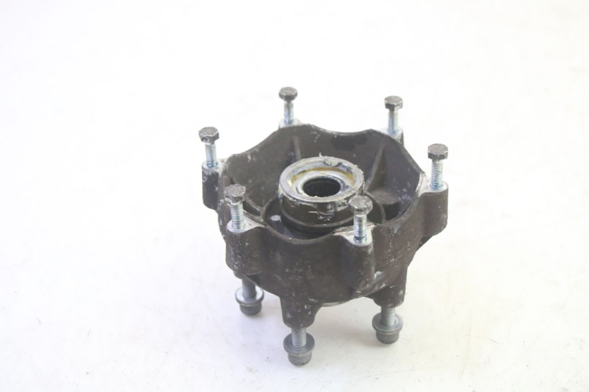 photo de MOZZO RUOTA ANTERIORE PIAGGIO MP3 500 (2016 - 2018) - Primo piano tecnico