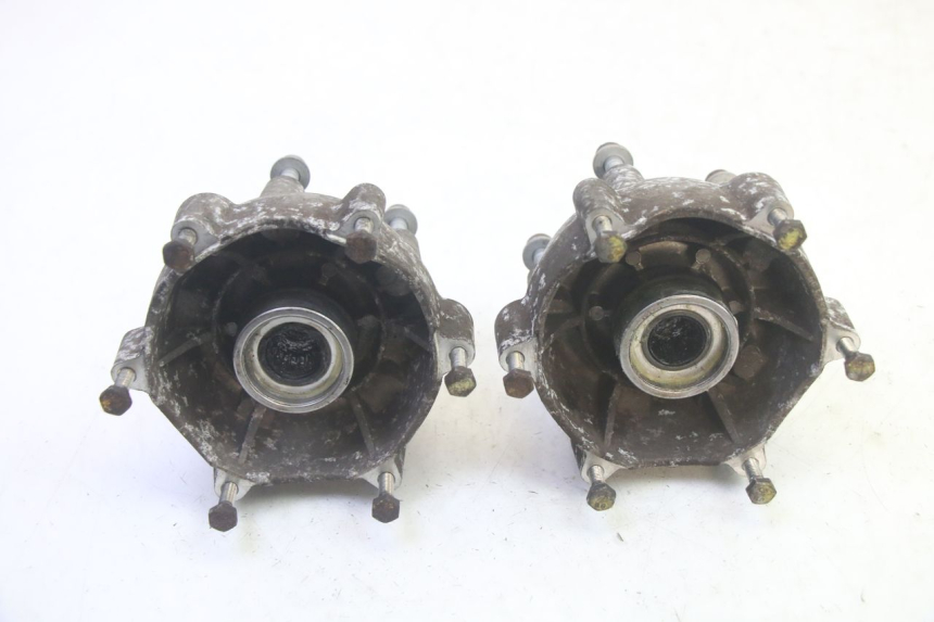 photo de MOZZO RUOTA ANTERIORE PIAGGIO MP3 RL 250 (2007 - 2010) - Zoom sullo stato d'uso