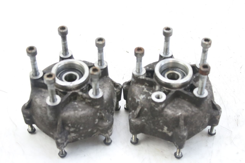 photo de MOZZO RUOTA ANTERIORE PIAGGIO MP3 RL 250 (2007 - 2010)