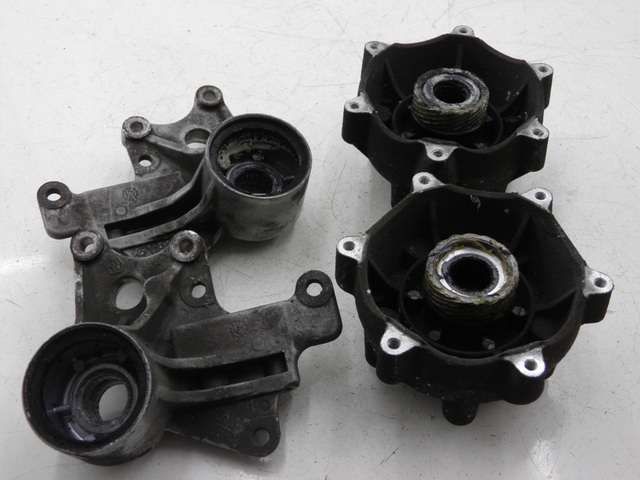 photo de MOZZO RUOTA ANTERIORE PIAGGIO MP3 RL 125 (2006 - 2014)