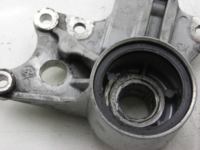 photo de MOZZO RUOTA ANTERIORE PIAGGIO MP3 RL 125 (2008 - 2009) - Vista d'insieme del prodotto