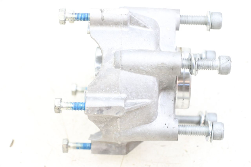 photo de MOZZO RUOTA ANTERIORE PIAGGIO VESPA PRIMAVERA 4T 50 (2021 - 2024)