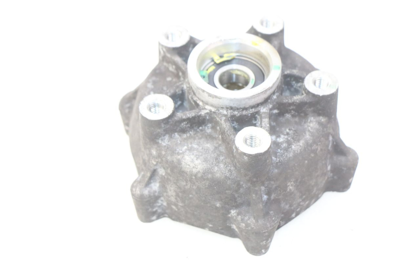 photo de MOZZO RUOTA ANTERIORE PIAGGIO VESPA GTS IGET ABS 125 (2017 - 2023)