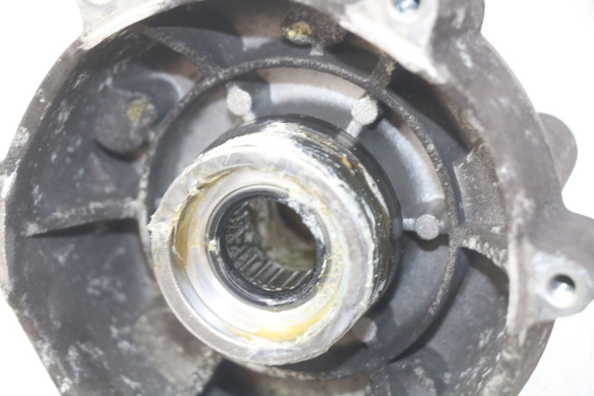 photo de MOZZO RUOTA ANTERIORE PIAGGIO VESPA GTS IGET ABS 125 (2017 - 2023)