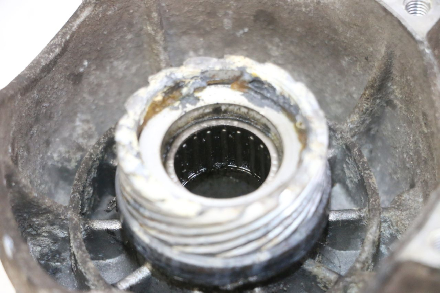 photo de MOZZO RUOTA ANTERIORE PIAGGIO VESPA S 2T 50 (2007 - 2014)