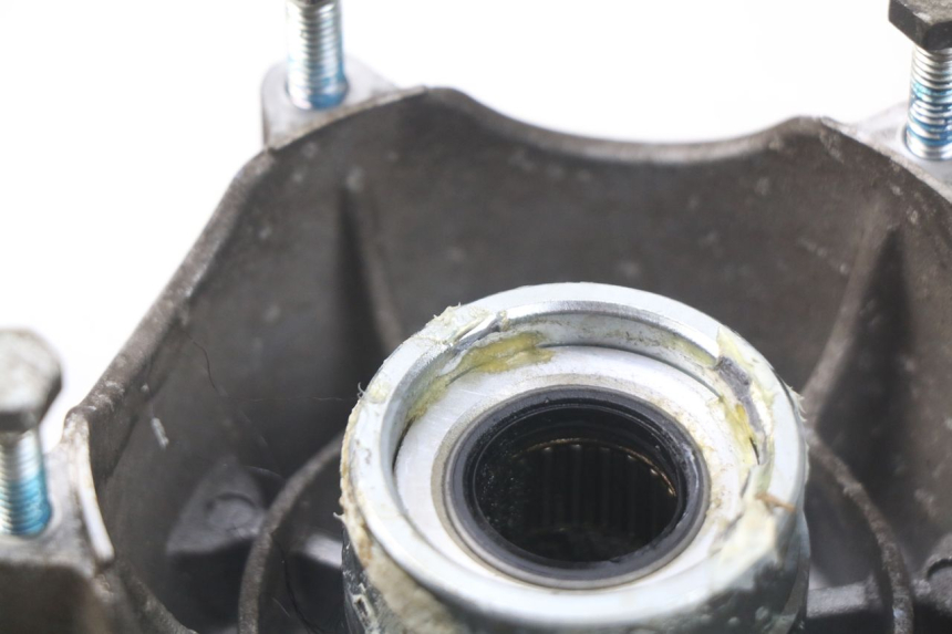 photo de MOZZO RUOTA ANTERIORE PIAGGIO VESPA SPRINT 2T 50 (2014 - 2018)