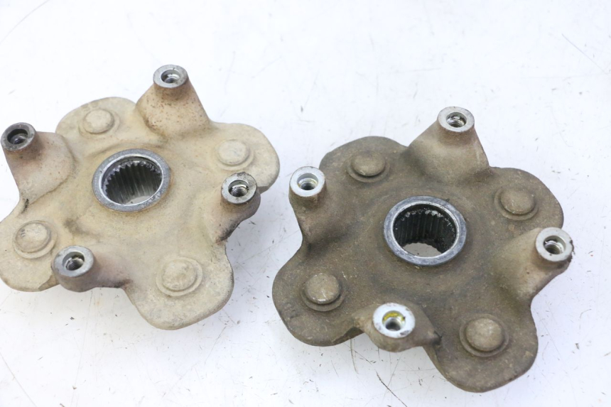 photo de MOZZO RUOTA ANTERIORE YAMAHA YFM GRIZZLY 550 (2008 - 2015)