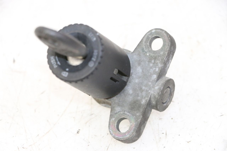 photo de BLOCCHETTO CHIAVI APRILIA ETX 125 (1998 - 2002)