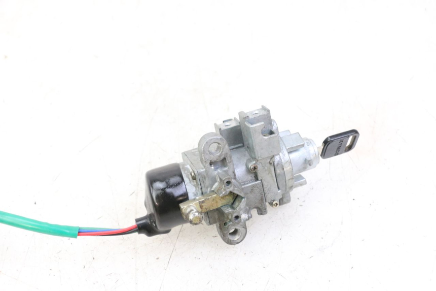 photo de BLOCCHETTO CHIAVI KYMCO PEOPLE S 125 (2000 - 2008)