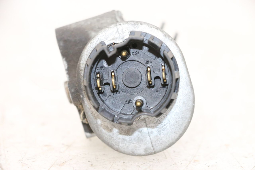 photo de BLOCCHETTO CHIAVI PEUGEOT TKR TREKKER FURIOUS 50 (2005 - 2014) - Zoom sullo stato d'uso