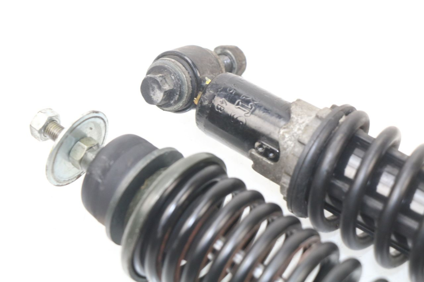 photo de COPPIA AMMORTIZZATORI POSTERIORI PIAGGIO VESPA GTS SUPER IE 125 (2009 - 2016) - Primo piano tecnico