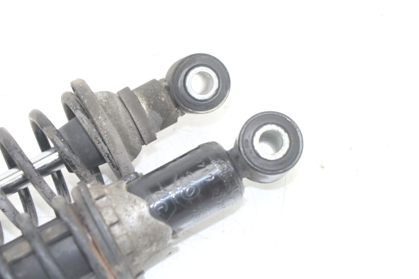 photo de COPPIA AMMORTIZZATORI POSTERIORI PIAGGIO XEVO - X EVO 125 (2007 - 2017) - Dettagli dei punti di fissaggio