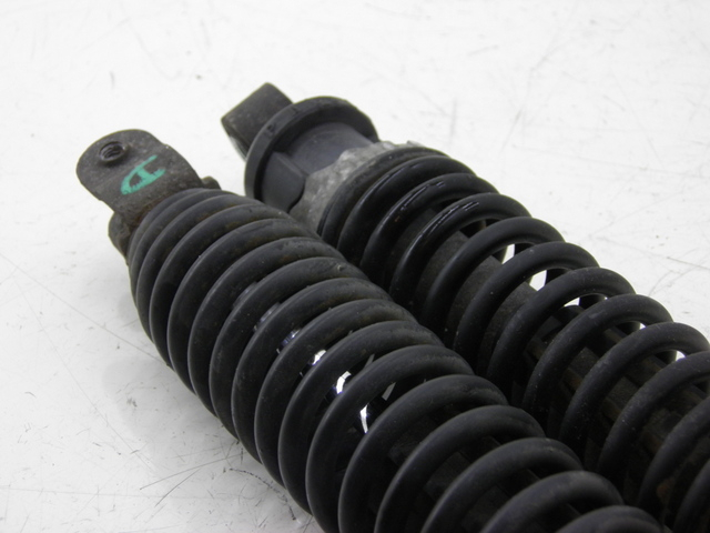 photo de COPPIA AMMORTIZZATORI POSTERIORI YAMAHA YP MAJESTY 125 (2002 - 2006)