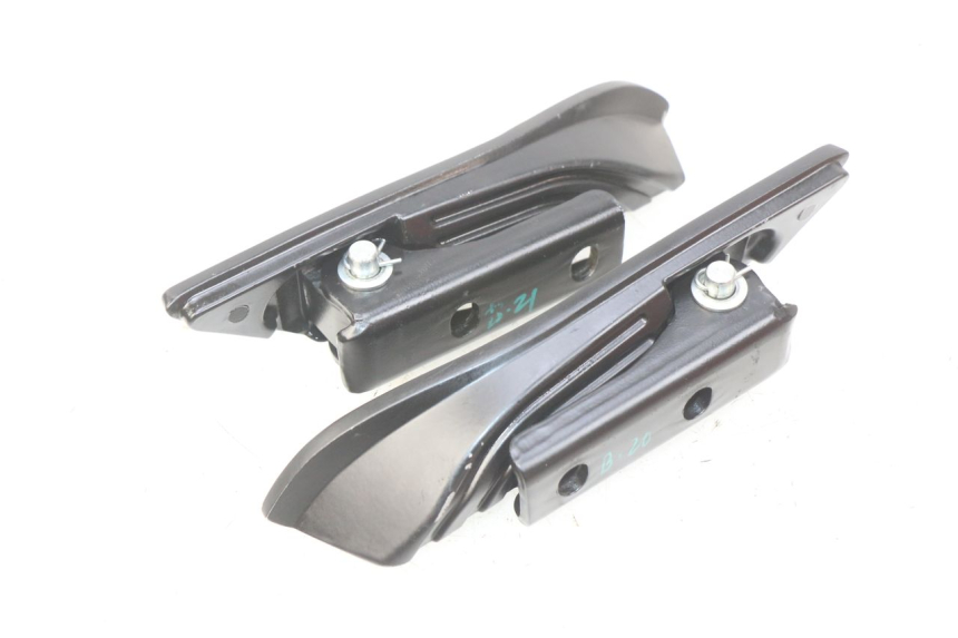 photo de PAIA DI PEDANE POSTERIORI APRILIA SXR 50 (2021 - 2023)