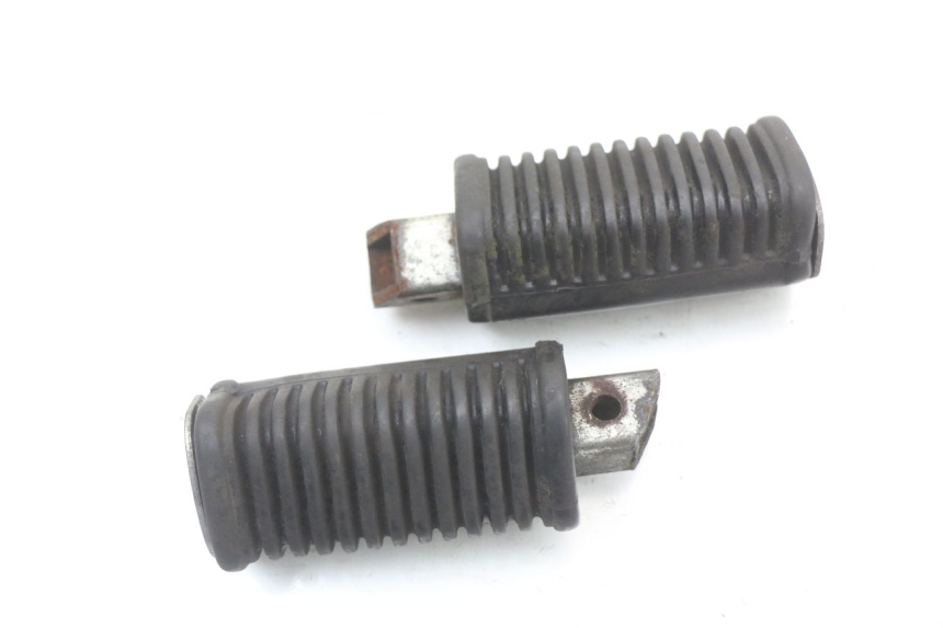 photo de PEDANA POSTERIORE HYOSUNG GV AQUILA 125 (2000 - 2004)