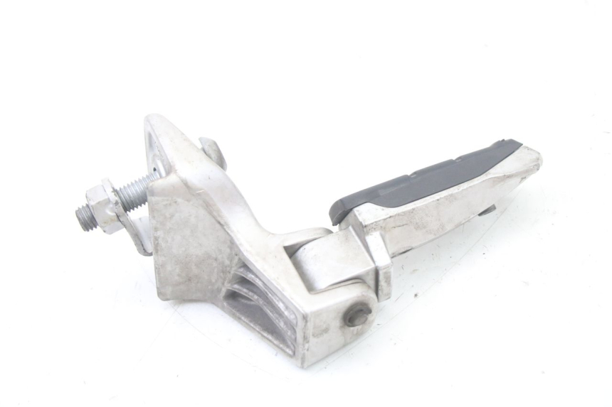 photo de PEDANA POSTERIORE BMW C1 125 (2000 - 2003)