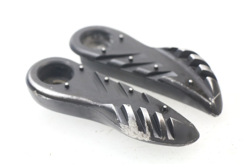 photo de PAIA DI PEDANE POSTERIORI MBK BOOSTER SPIRIT 50 (2004 - 2017)