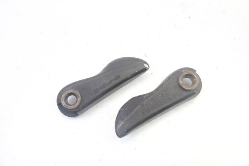 photo de PAIA DI PEDANE POSTERIORI MBK BOOSTER SPIRIT 50 (2004 - 2017) - Dettaglio del componente