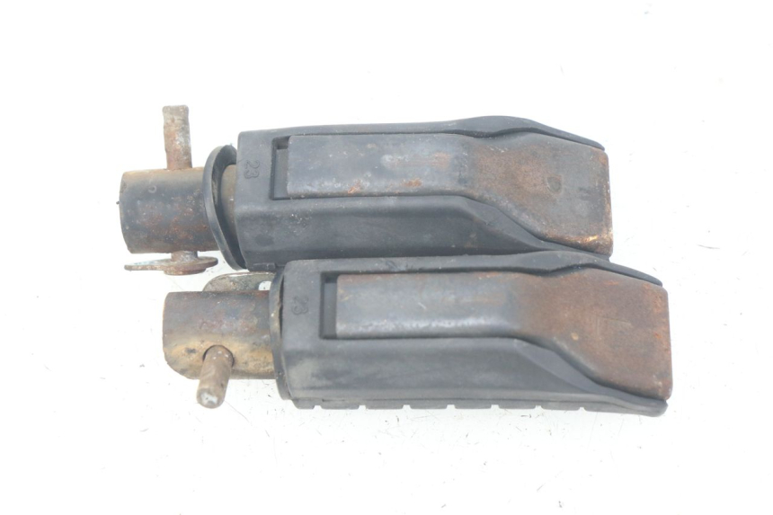 photo de COPPIA PEDANE POSTERIORI HONDA CBR R 125 (2003 - 2006)