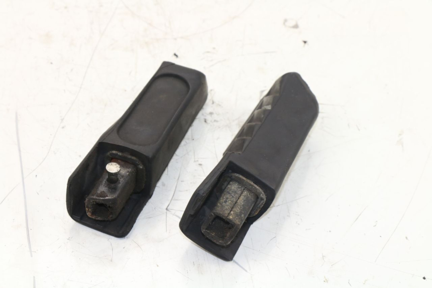 photo de COPPIA PEDANE POSTERIORI HONDA FES S-WING SWING 125 (2007 - 2015)