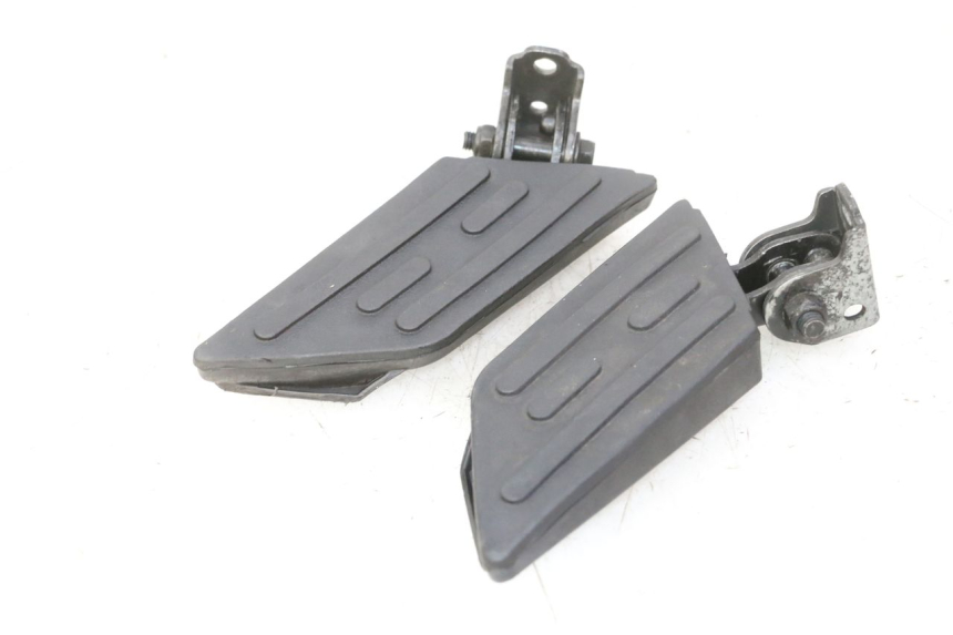 photo de PAIA DI PEDANE POSTERIORI PEUGEOT KISBEE 2T 50 (2010 - 2017)