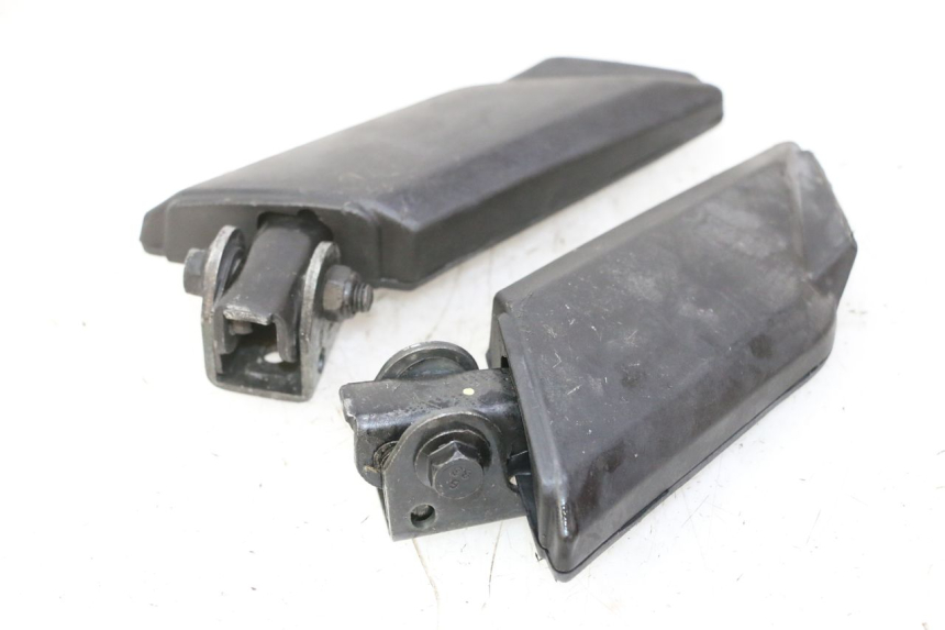 photo de PAIA DI PEDANE POSTERIORI PEUGEOT KISBEE 2T 50 (2010 - 2017)