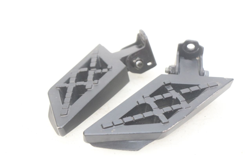 photo de PAIA DI PEDANE POSTERIORI PEUGEOT KISBEE 4T 50 (2018 - 2022)