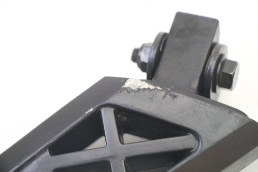 photo de PAIA DI PEDANE POSTERIORI PEUGEOT KISBEE 4T 50 (2018 - 2022)