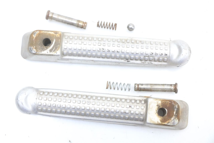 photo de PEDANA POSTERIORE RENAULT KOURANOS 125 (2001 - 2004)