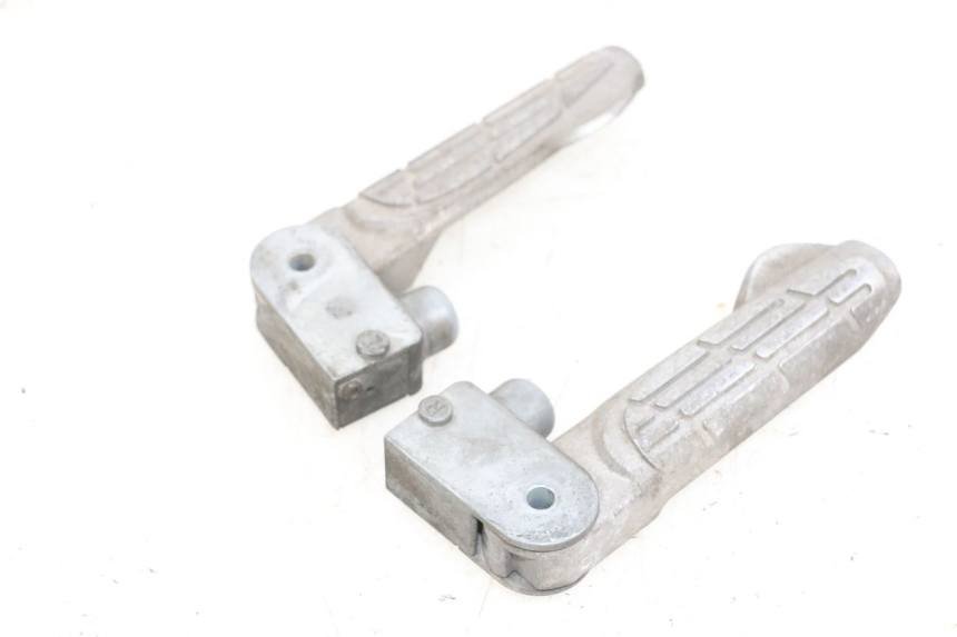 photo de PAIA DI PEDANE POSTERIORI KYMCO LIKE 125 (2009 - 2016) - Zoom sullo stato d'uso