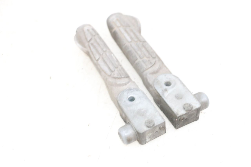 photo de PAIA DI PEDANE POSTERIORI KYMCO LIKE 125 (2009 - 2016) - Vista d'insieme del prodotto