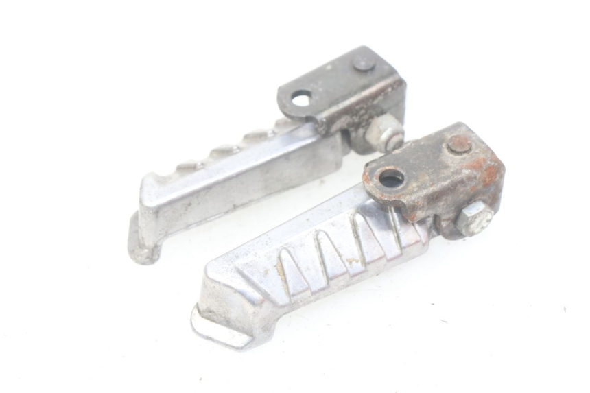 photo de PAIA DI PEDANE POSTERIORI PEUGEOT LUDIX BLASTER 50 (2006 - 2014)