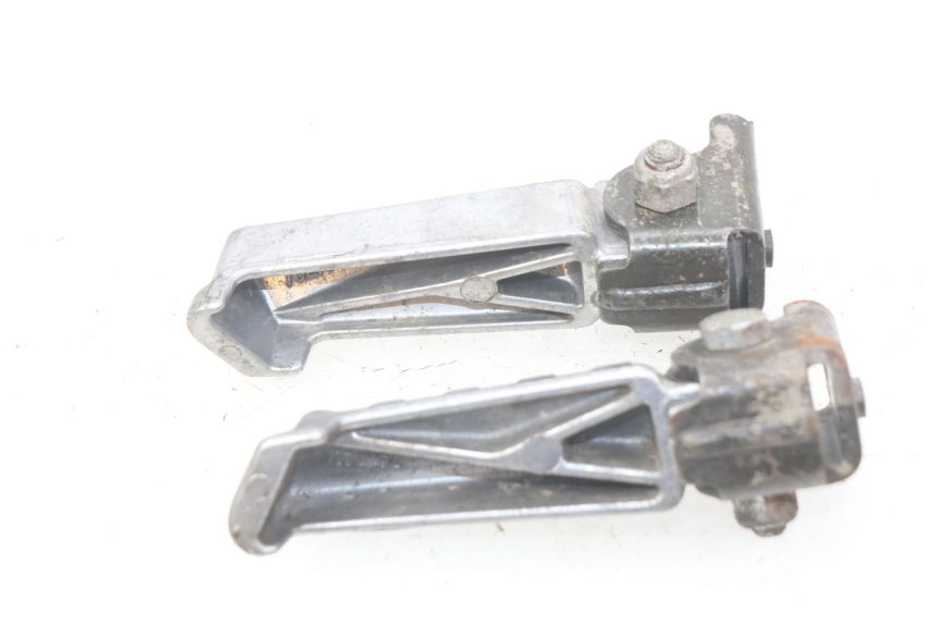 photo de PAIA DI PEDANE POSTERIORI PEUGEOT LUDIX BLASTER 50 (2006 - 2014)