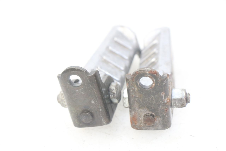 photo de PAIA DI PEDANE POSTERIORI PEUGEOT LUDIX BLASTER 50 (2006 - 2014)