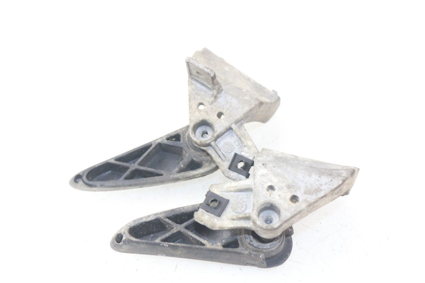 photo de COPPIA PEDANE POSTERIORI YAMAHA NEO'S NEOS 2T 50 (2007 - 2017) - Dettaglio del componente