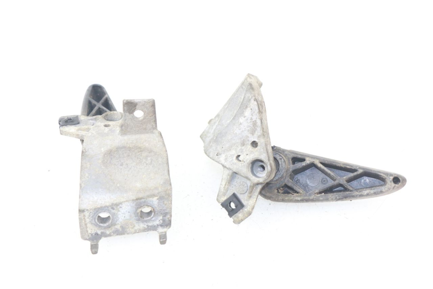 photo de COPPIA PEDANE POSTERIORI YAMAHA NEO'S NEOS 2T 50 (2007 - 2017) - Primo piano tecnico