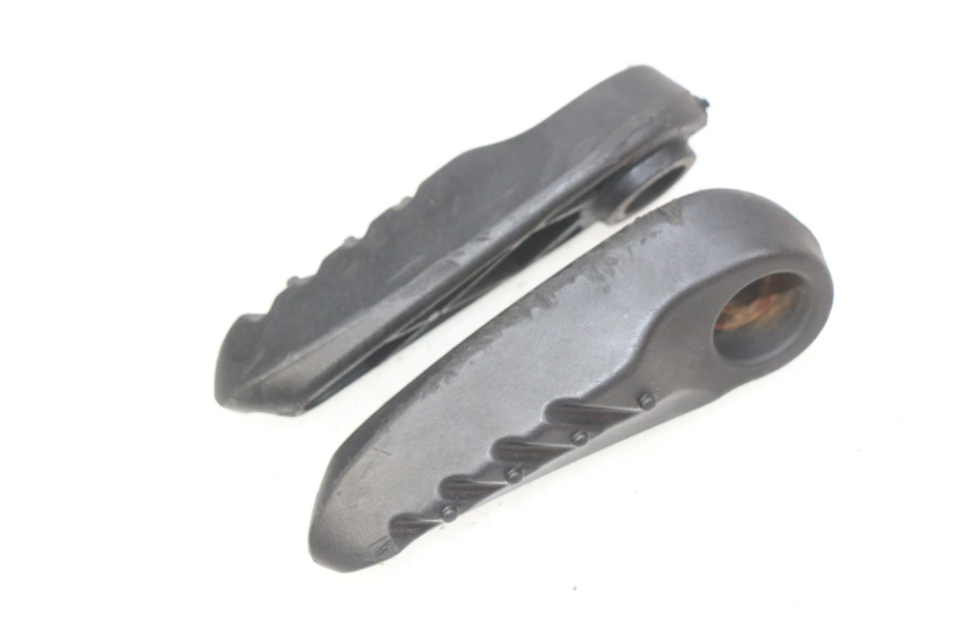 photo de PAIA DI PEDANE POSTERIORI MBK OVETTO 2T 50 (2007 - 2017)