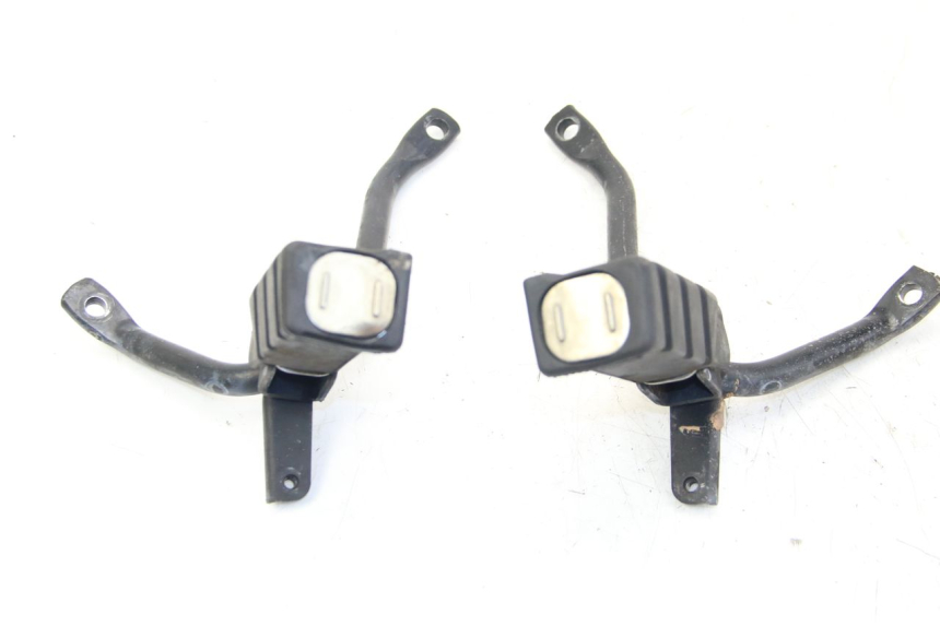 photo de PAIA DI PEDANE POSTERIORI HONDA PES PS I 125 (2006 - 2012)