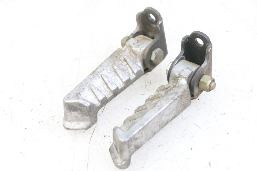 photo de PEDANA POSTERIORE PEUGEOT LUDIX ONE 50 (2005 - 2008)