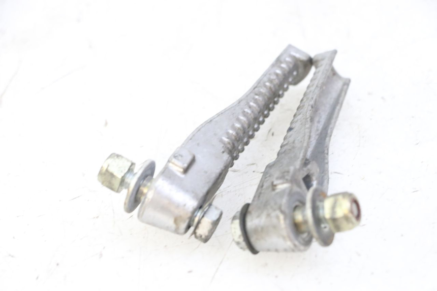 photo de PEDANA POSTERIORE PEUGEOT SPEEDFIGHT 2 LC 50 (2000 - 2009)