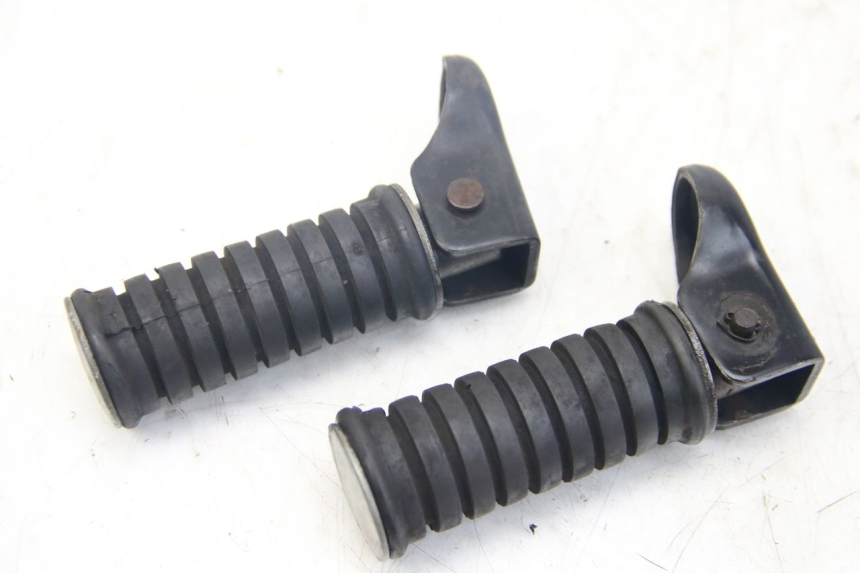 photo de PAIA DI PEDANE POSTERIORI YAMAHA SR 125 (1982 - 2003)