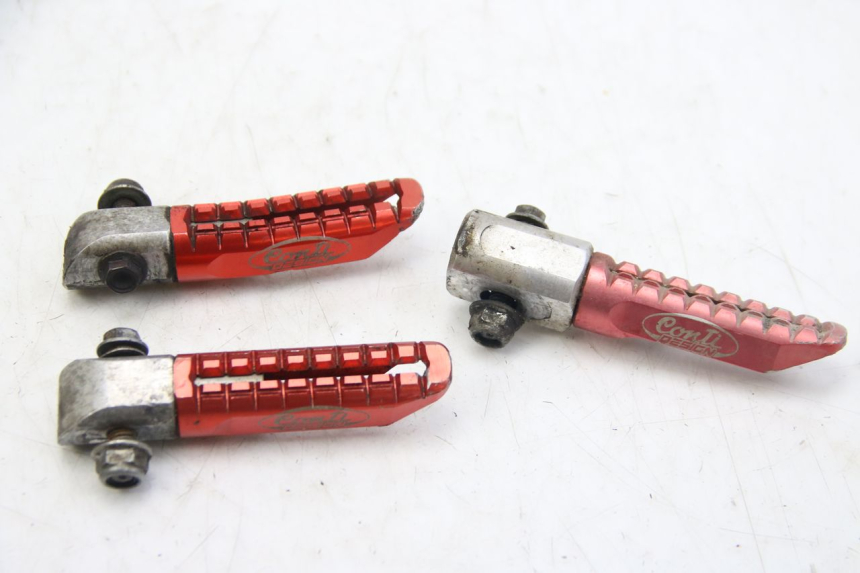 photo de PAIA DI PEDANE POSTERIORI APRILIA SX 50 (2011 - 2017)