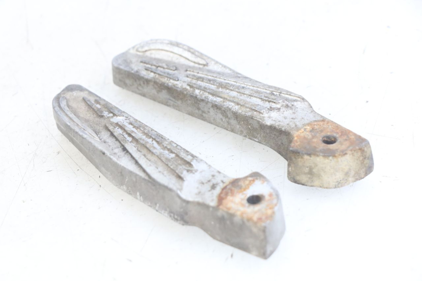 photo de PAIA DI PEDANE POSTERIORI PEUGEOT TWEET 4T 50 (2010 - 2014)