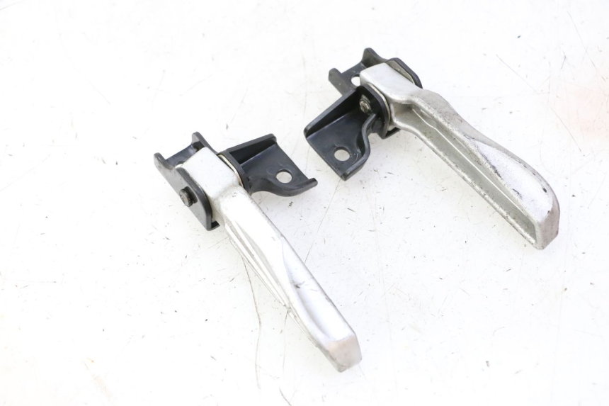 photo de PEDANA POSTERIORE PEUGEOT TWEET PRO CARGO 50 (2018 - 2020)