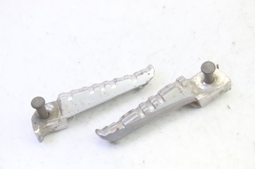 photo de PEDANA POSTERIORE YAMAHA TZR 50 (2008 - 2016) - Zoom sullo stato d'uso