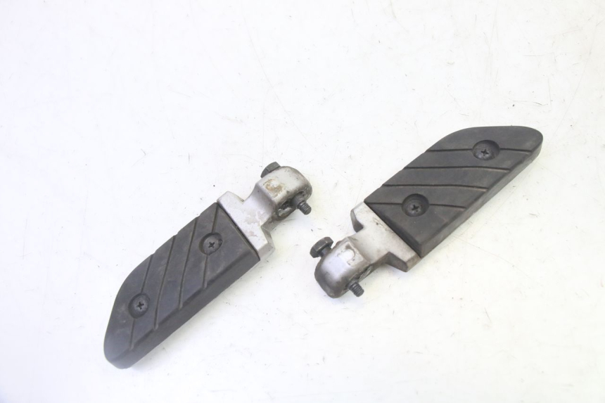 photo de PAIA DI PEDANE POSTERIORI YAMAHA X-CITY XCITY 125 (2007 - 2008)